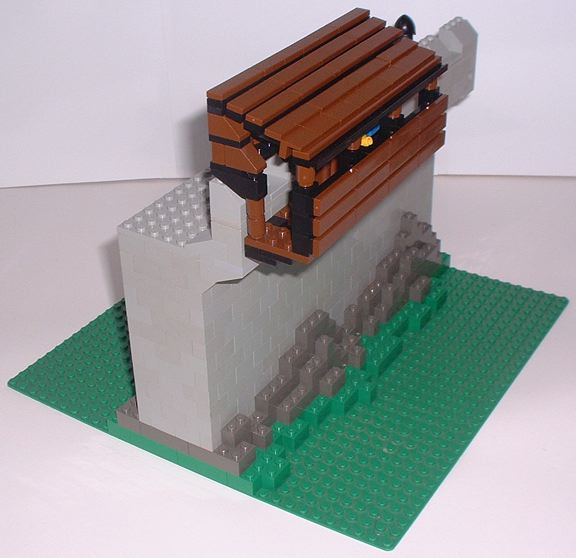 wall-with-hourd08.jpg
