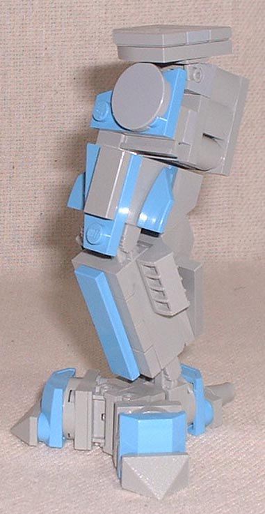 mediumbluemecha09.jpg