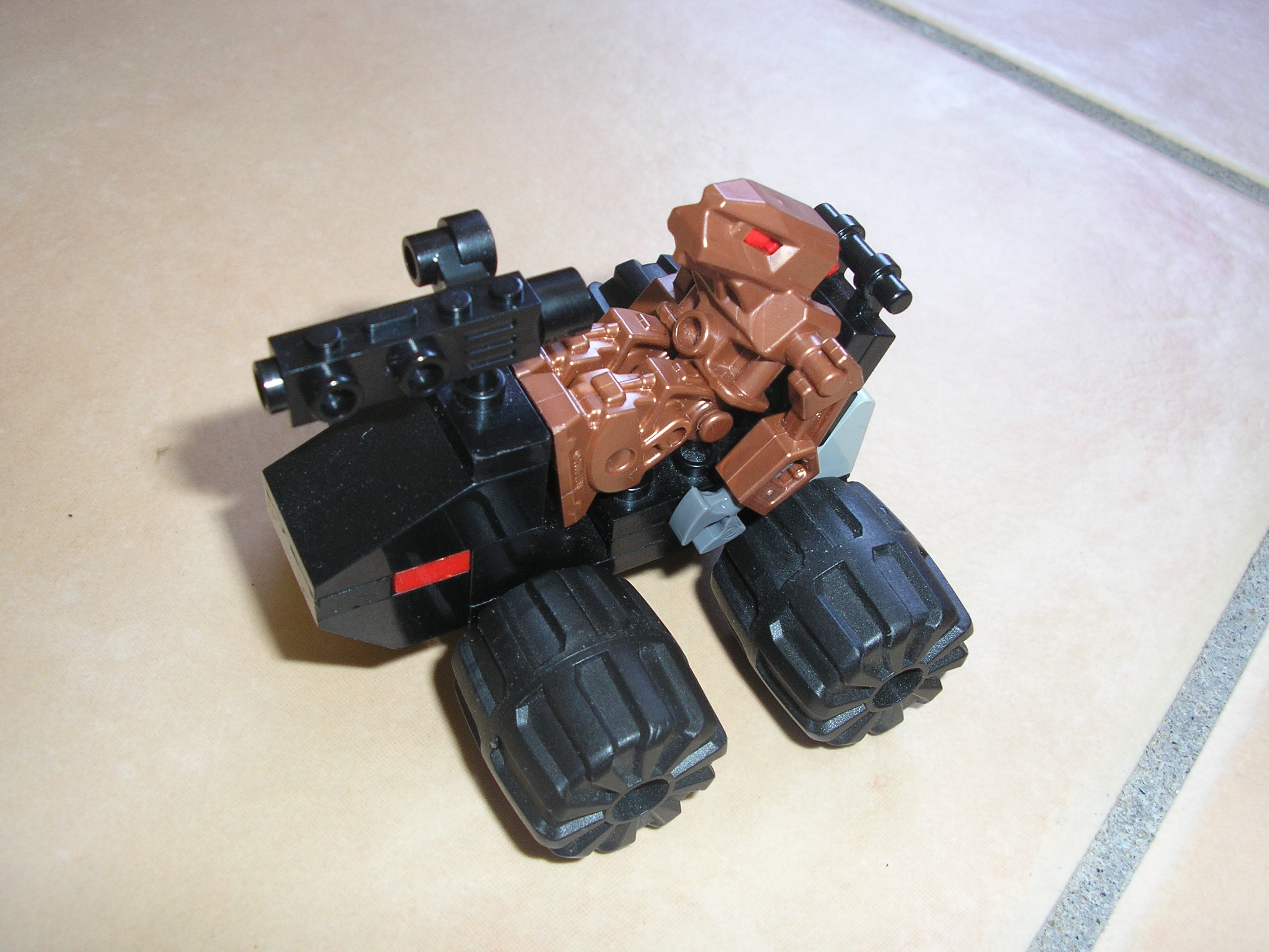 023_vehicles_hammer_002.jpg