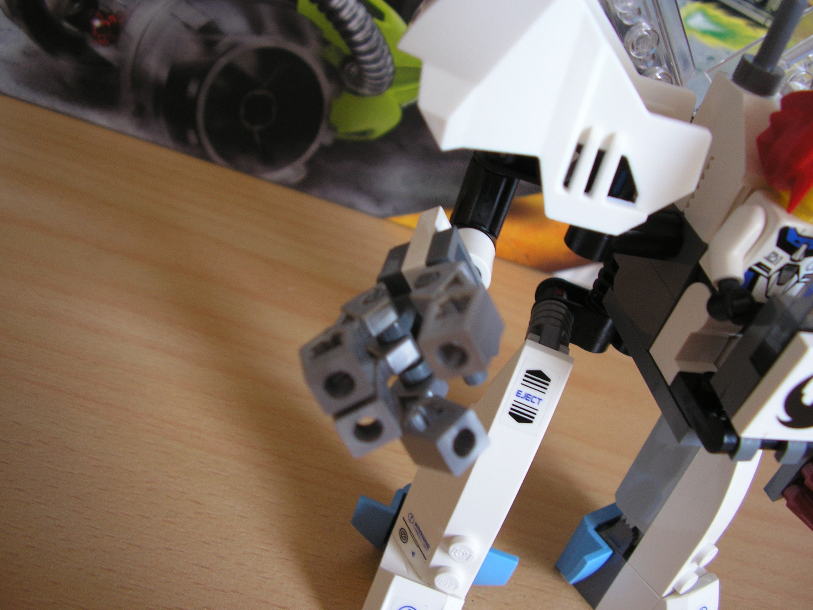 019_exo_force_ga.jpg