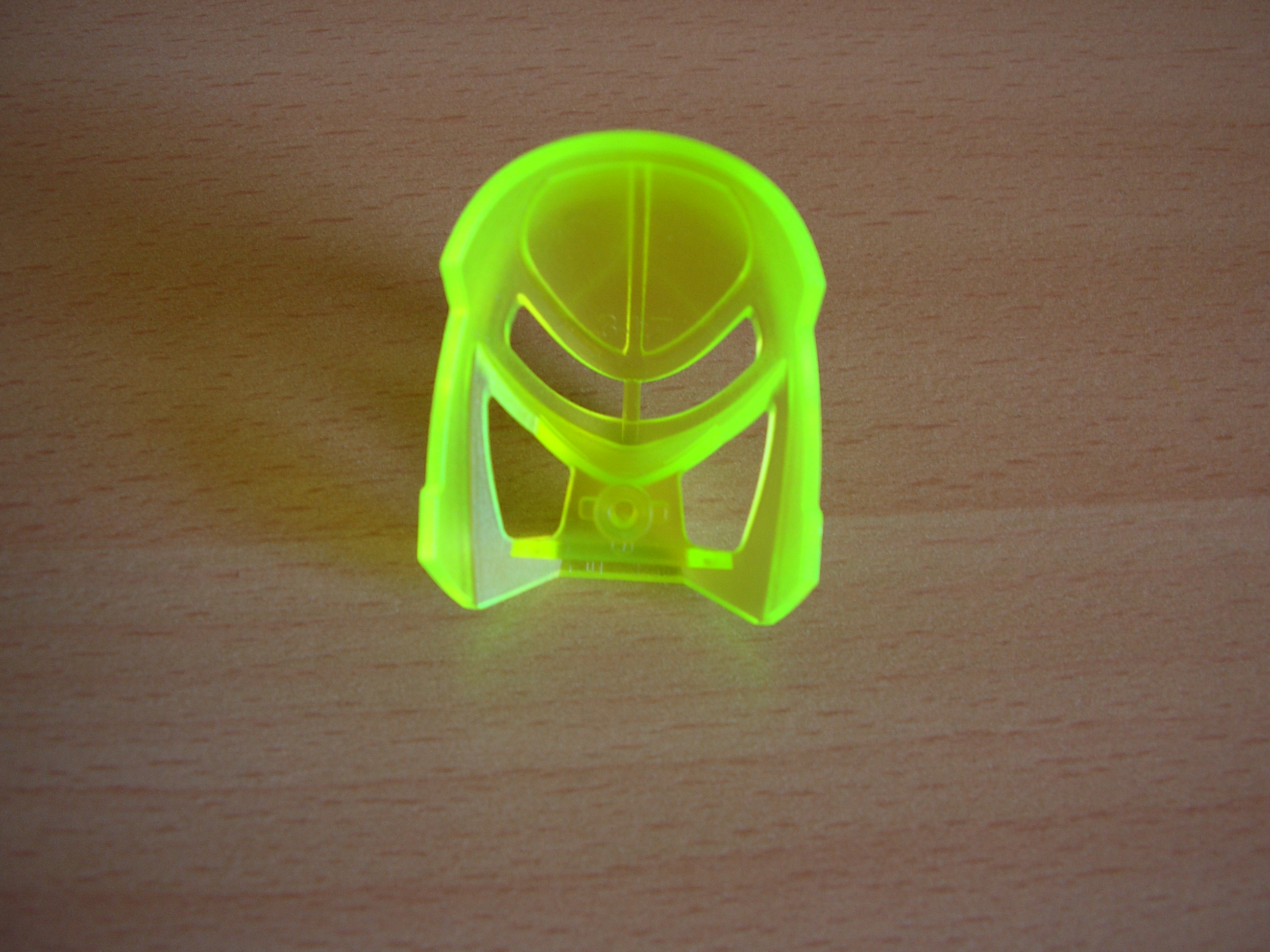 017_trans_green_miru.jpg