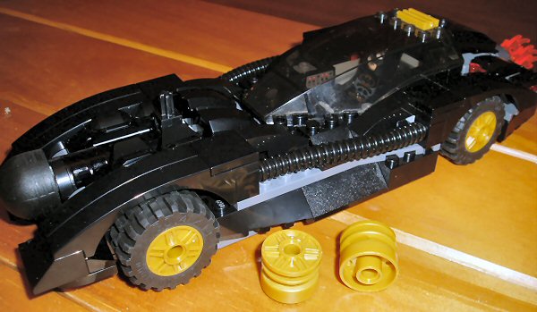 batmobilewrongwheels.jpg