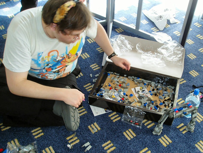 easterconlego04.jpg