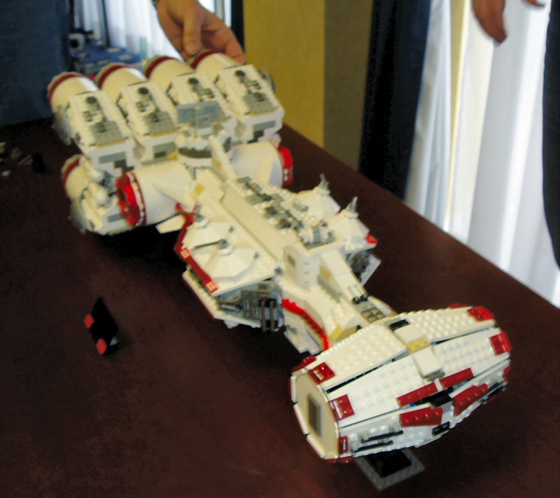 easterconlego30.jpg