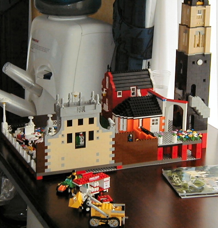 easterconlego39.jpg