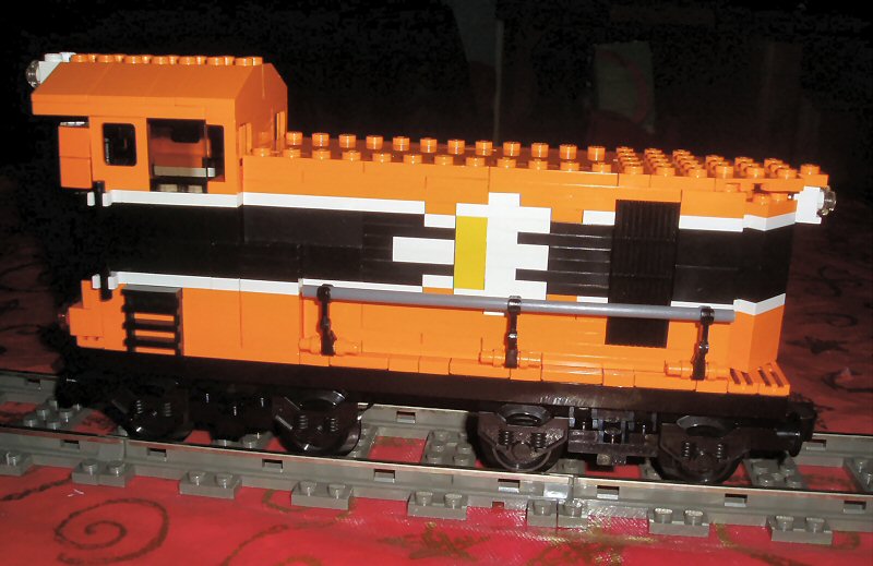 121loco03.jpg