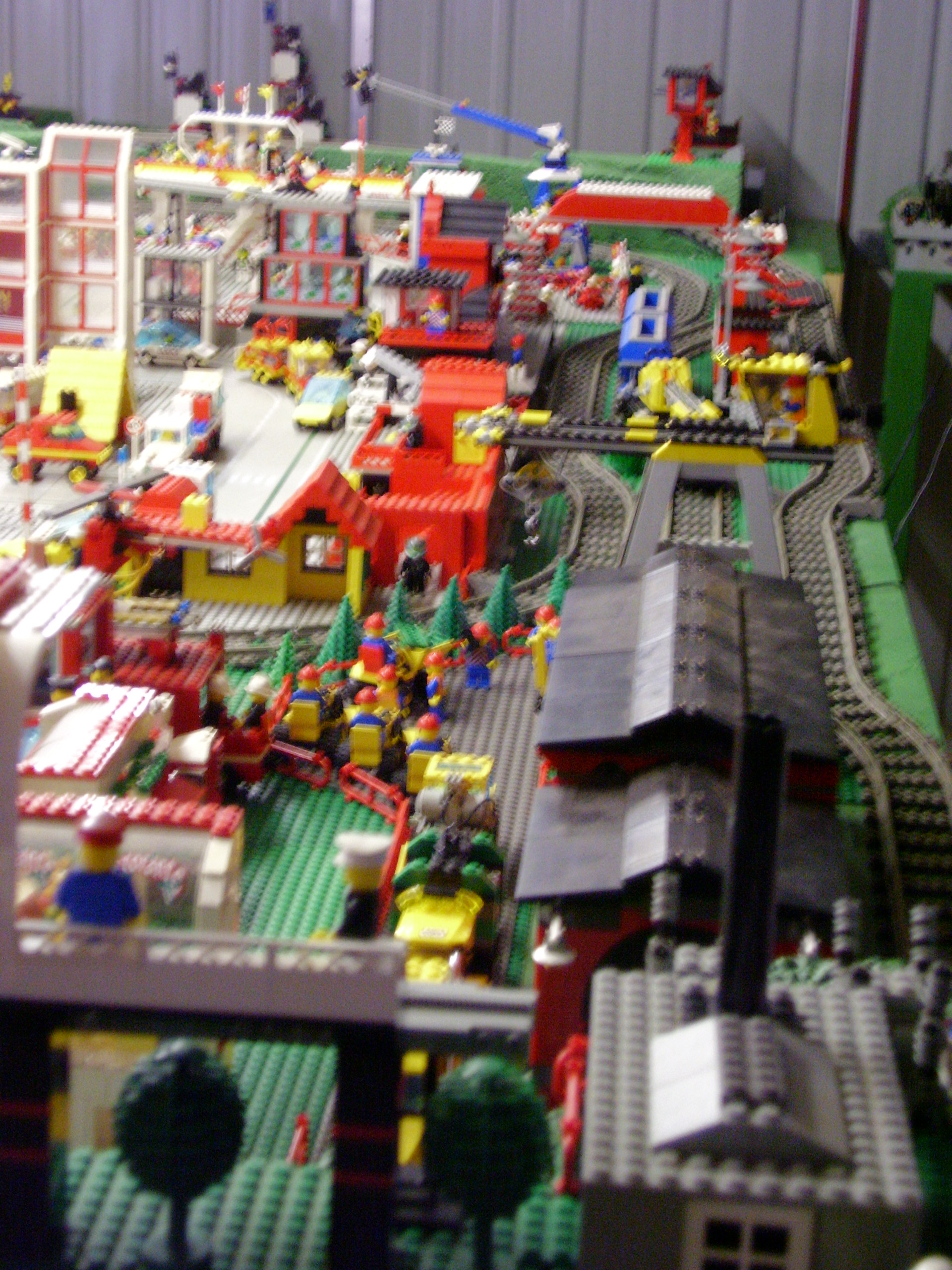 train_yard.jpg