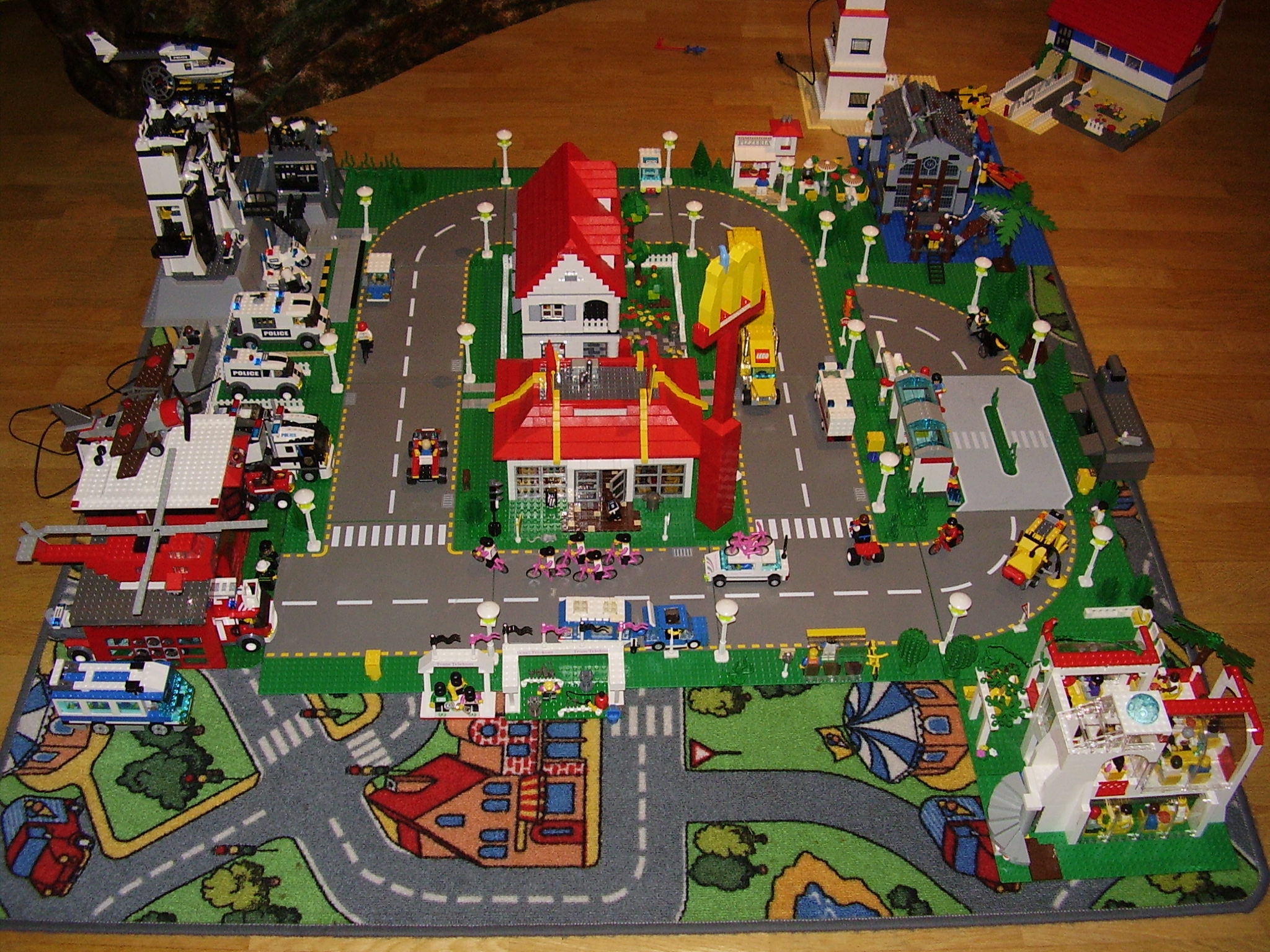 12-2005b.jpg