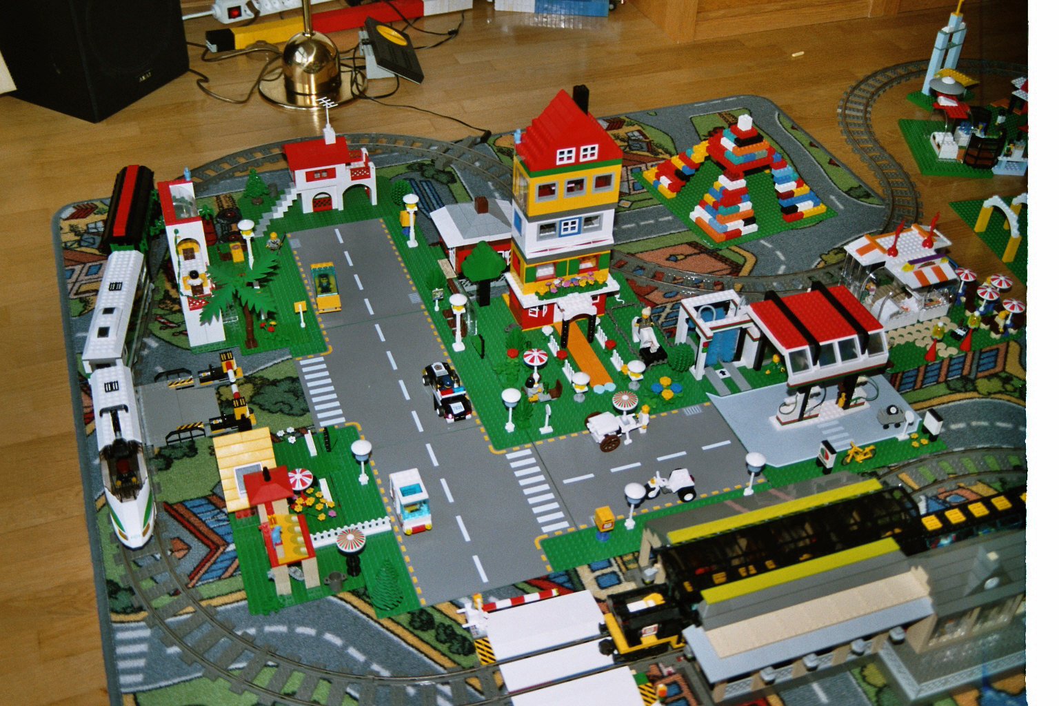 city12-2004.jpg