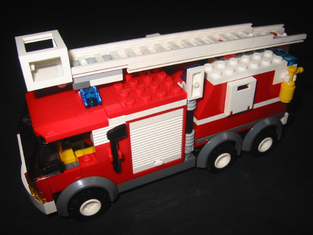 02.7239.fire.truck.jpg