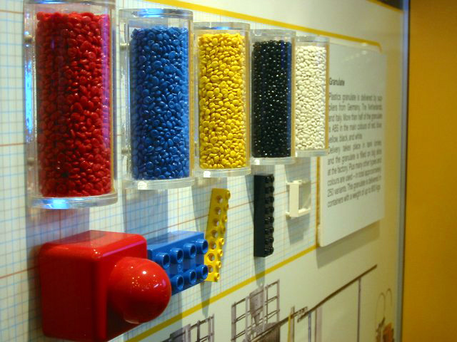 02.2004.hk.xmas.lego.show.jpg