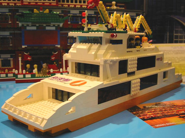09.jumbo.ferry.jpg