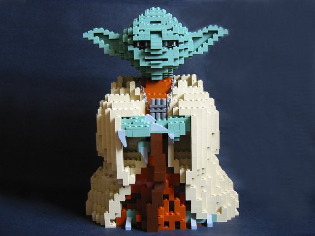 08.7194.yoda.sculptures.jpg