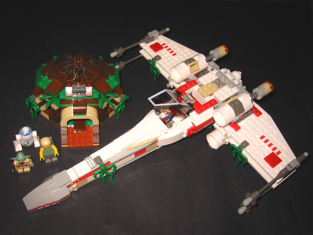 02.4502.x-wing.hut.jpg