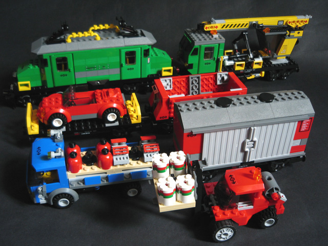 01.7898.cargo.train.deluxe.jpg