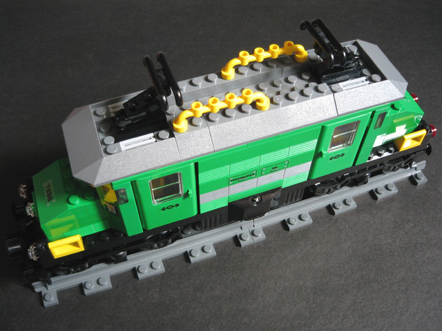 02.7898.cargo.train.deluxe.jpg