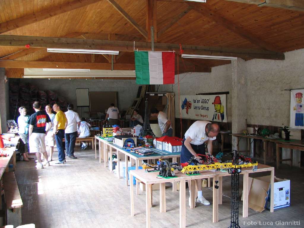ref2007-002.jpg