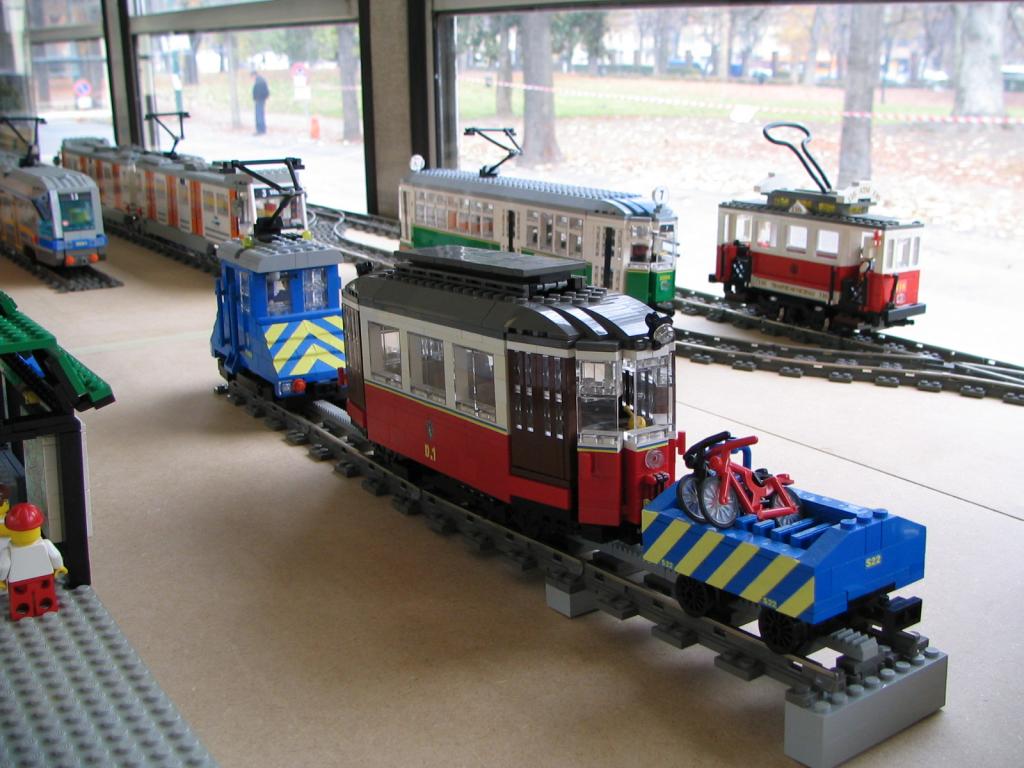 trolleyfestival2.jpg