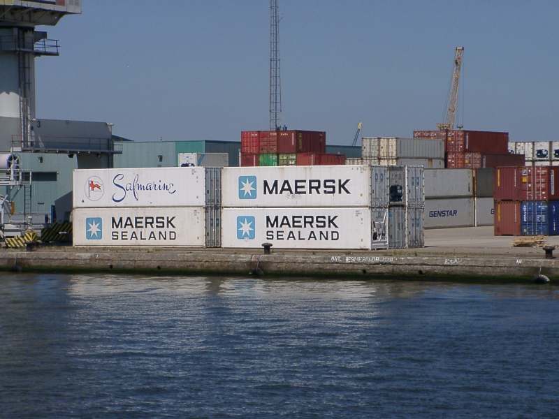 containers4.jpg