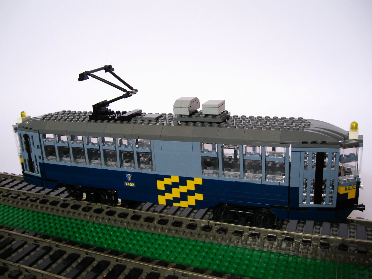 t402a.jpg