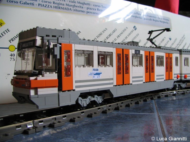 tram7000_02.jpg