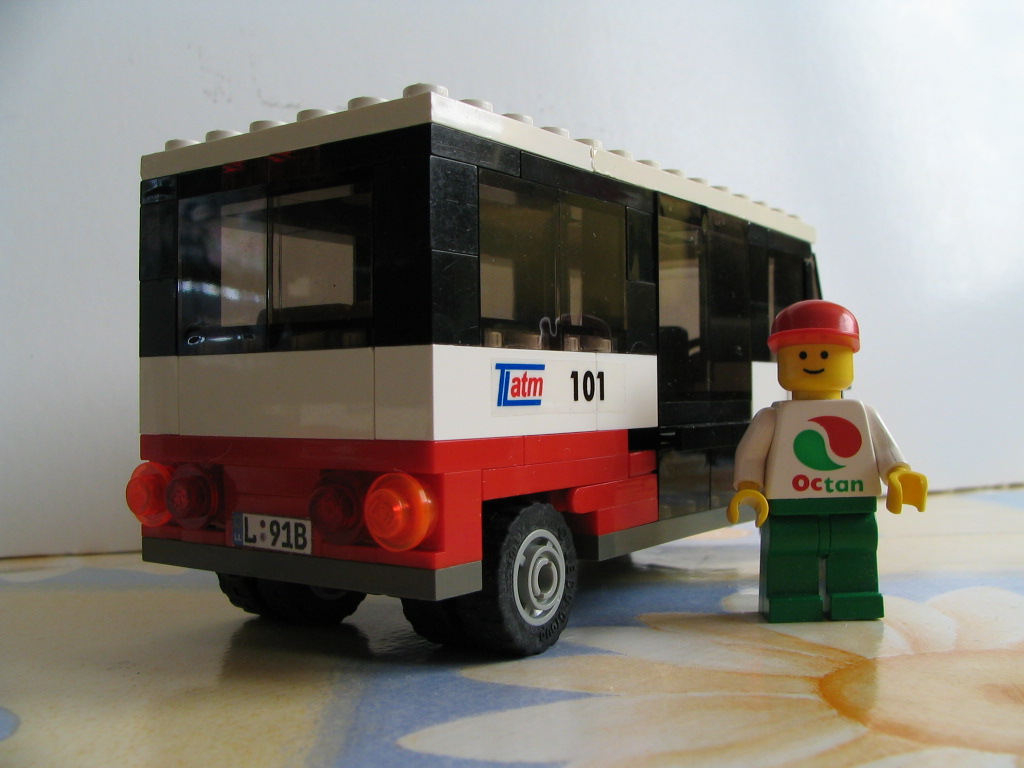 minibus3.jpg