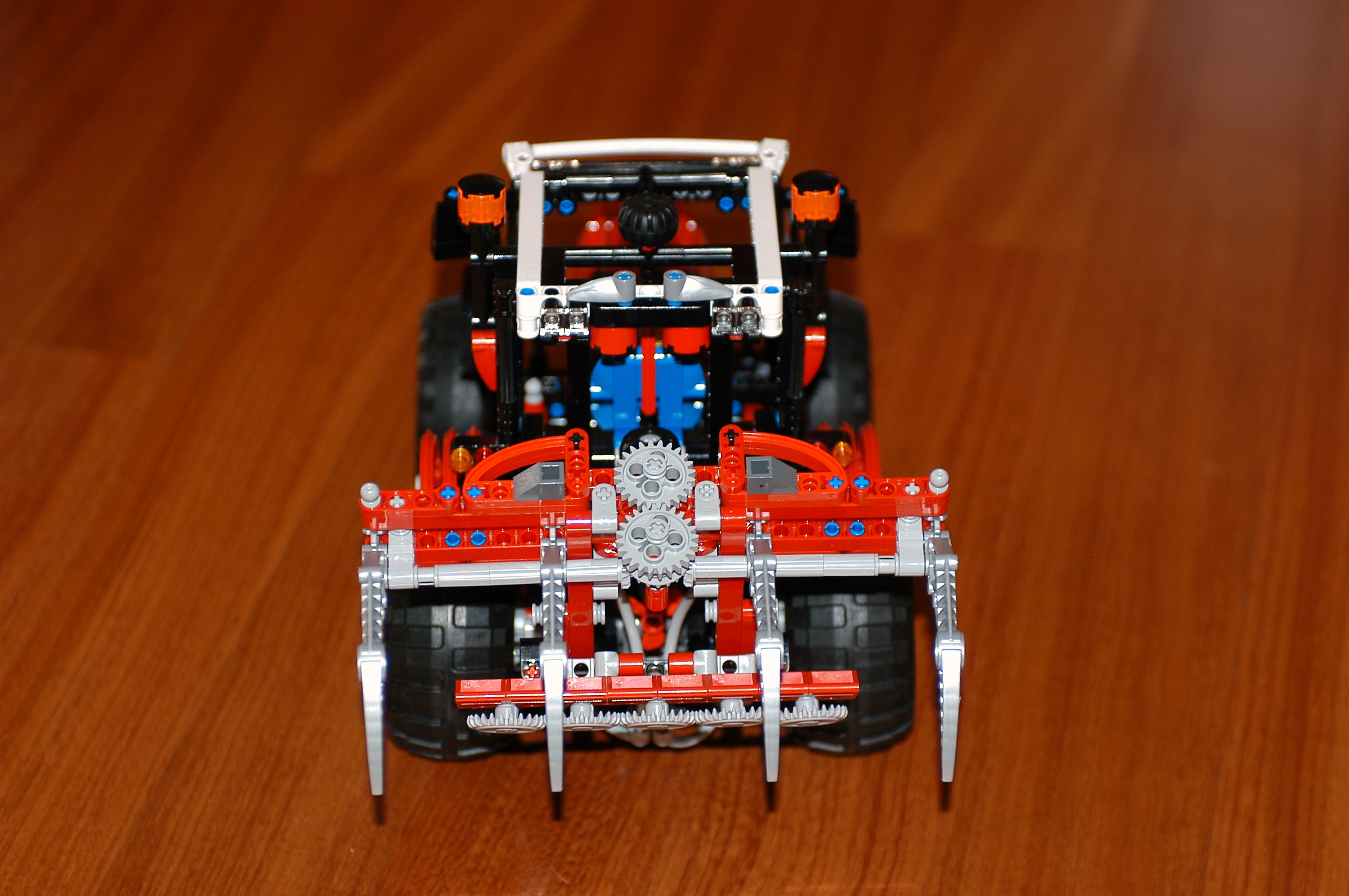 8284_moc_mod_technic.jpg