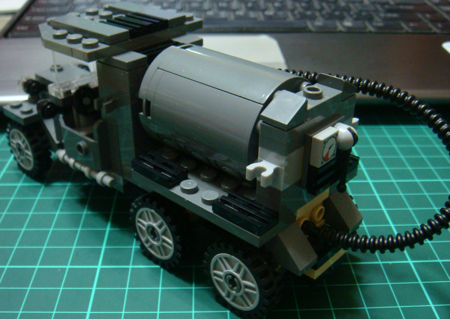 7683_023.jpg