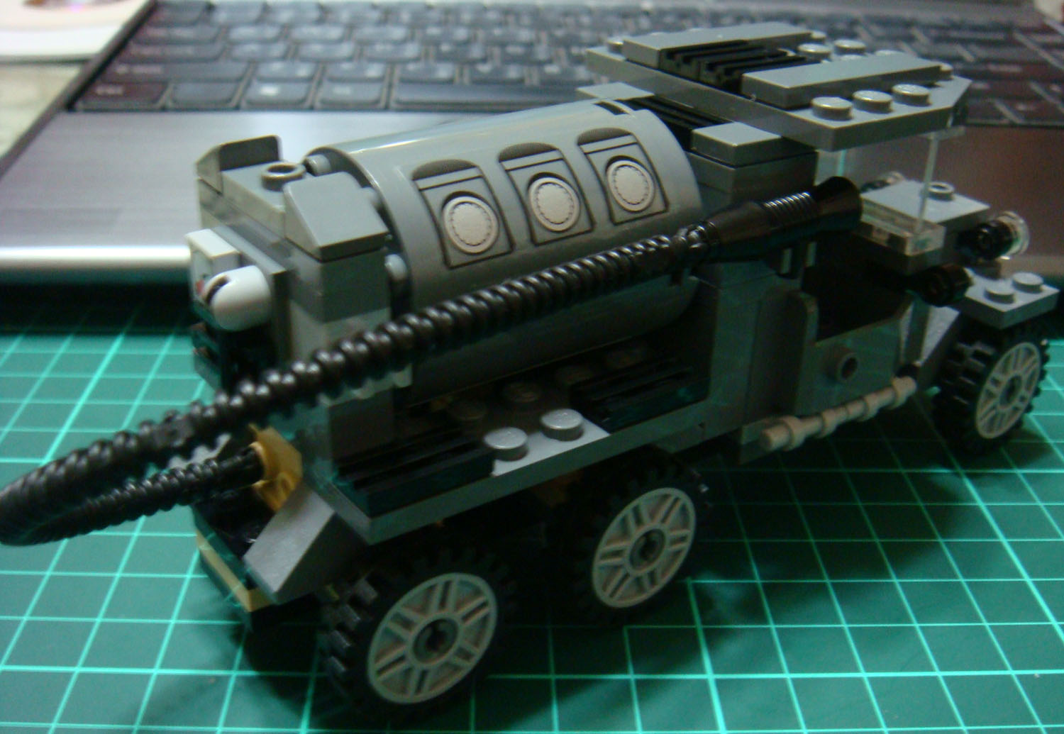 7683_024.jpg