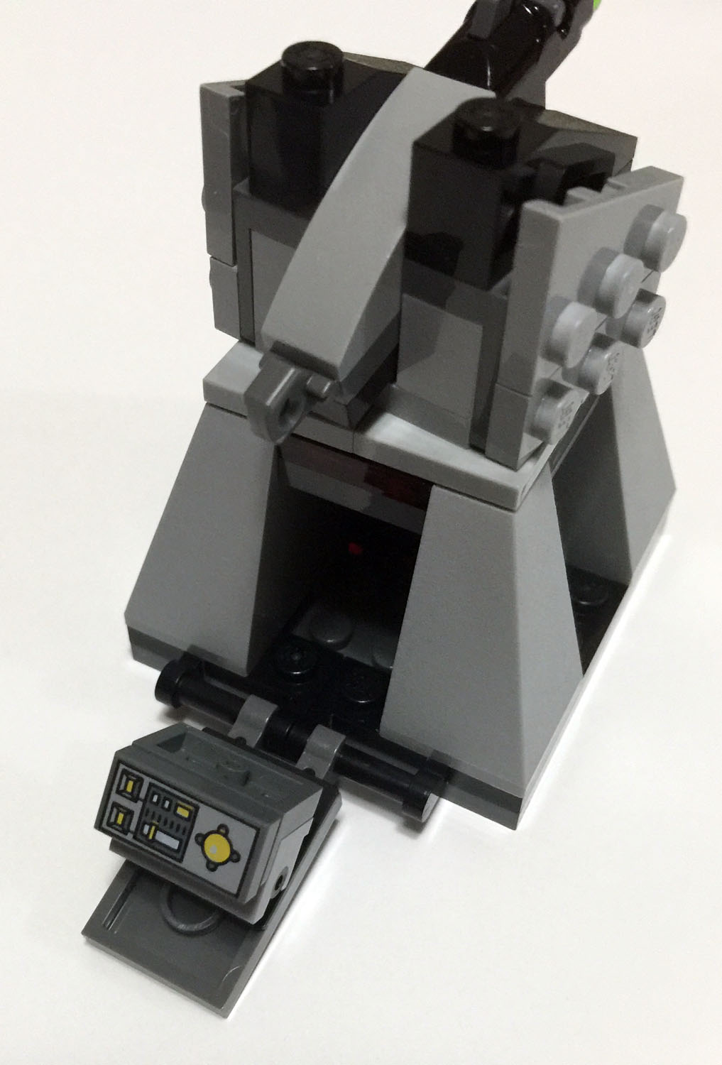 75132_11.jpg