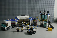 ap_f23_20090826104510346-small.jpg