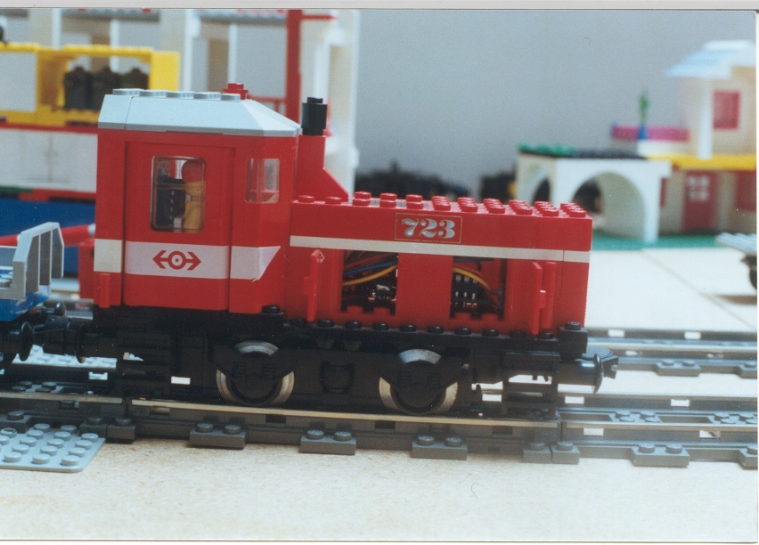 dcc-train2-1.jpg