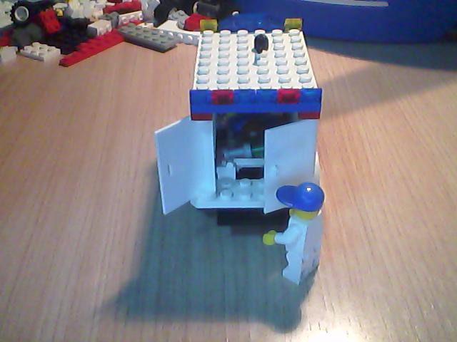 lego_ambulancia_017.jpg
