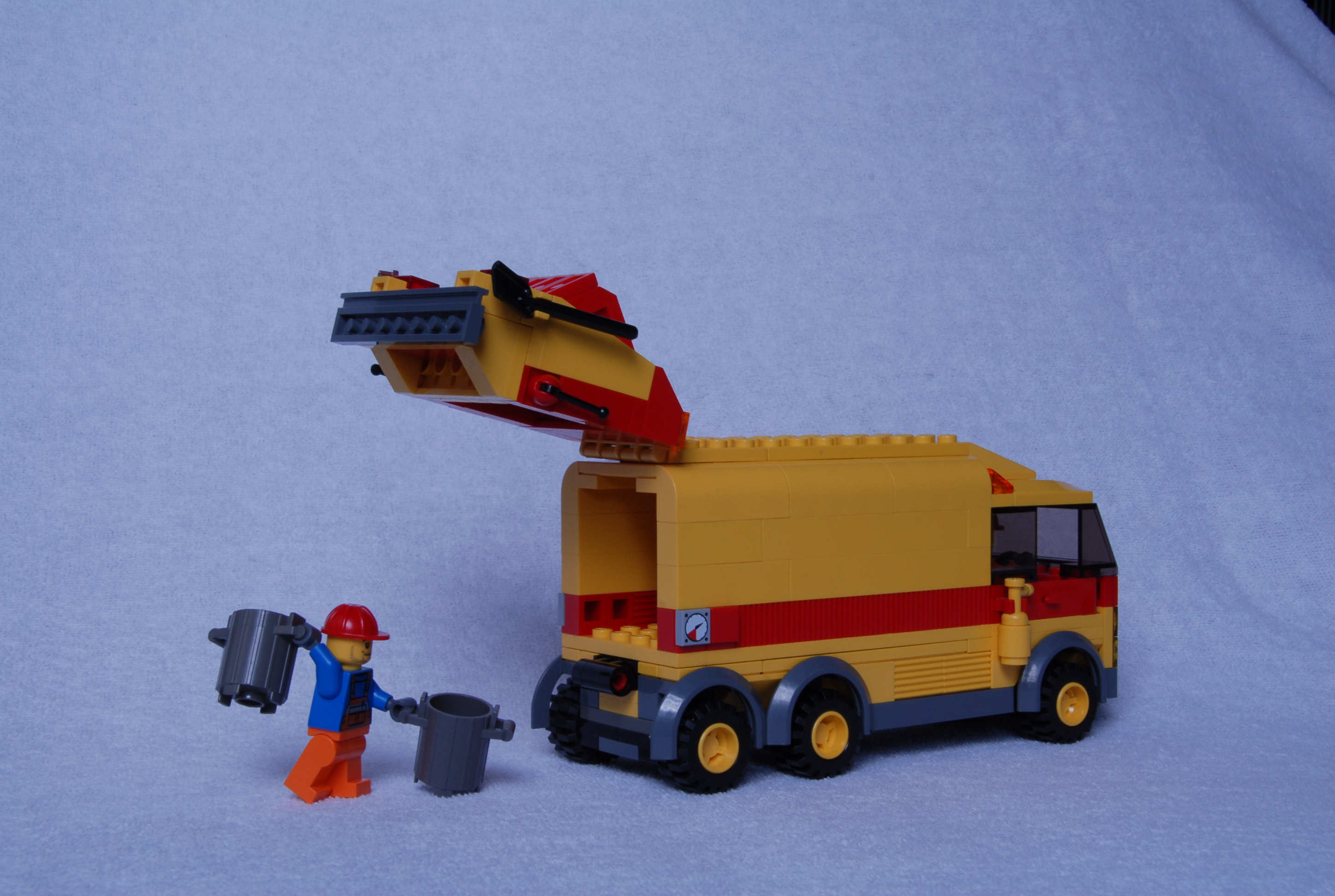 camiao_lixo_moc_lts_mar07_6.jpg