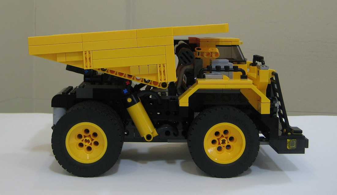 dumptruck08.jpg