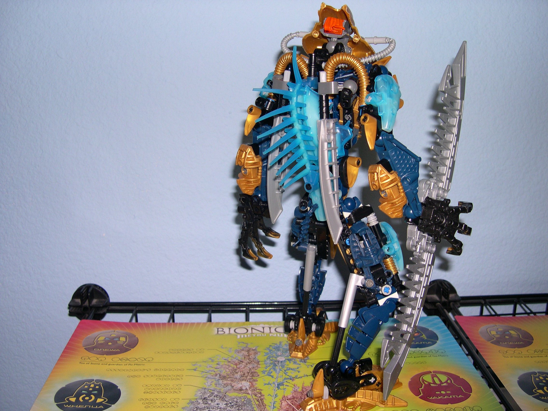 brutaka_back.jpg
