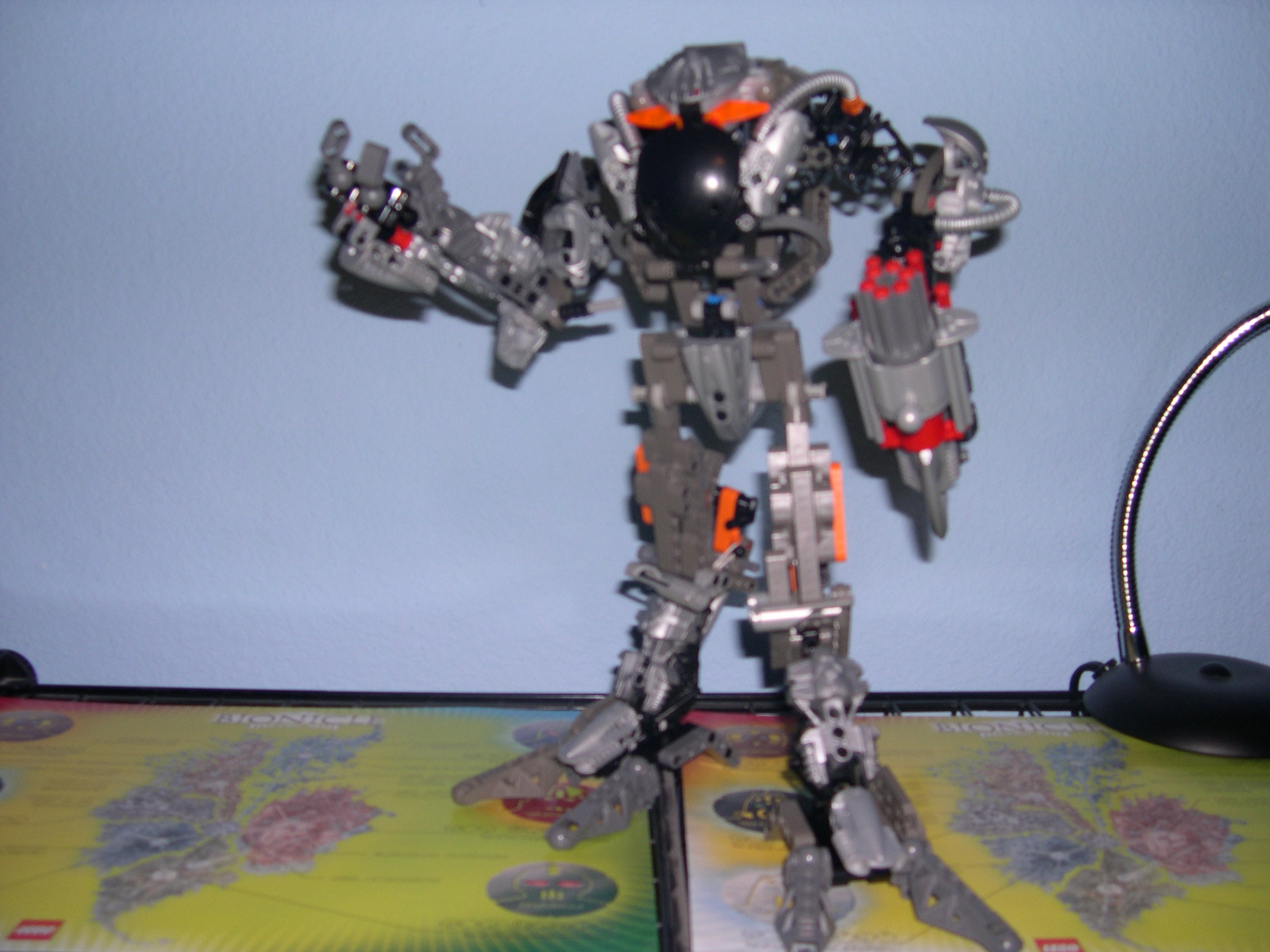 exo-toa_pose.jpg