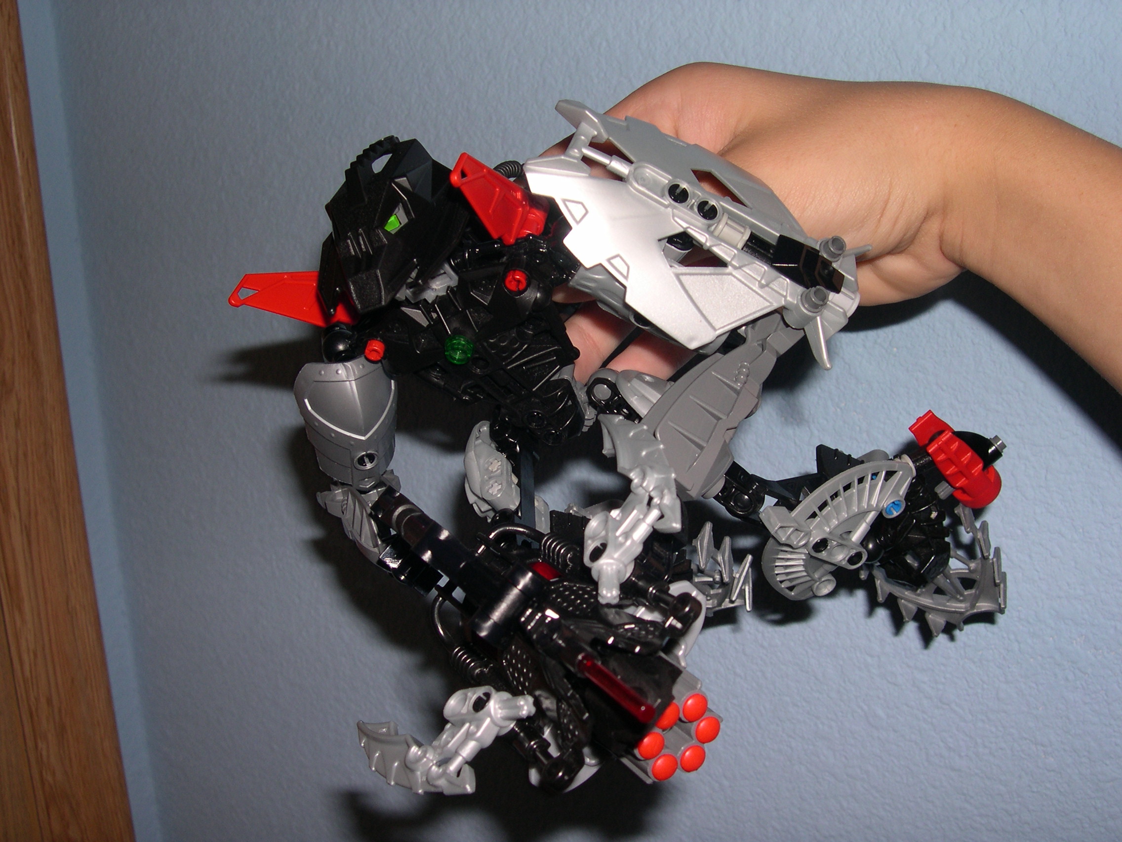 onua_water_swimming.jpg