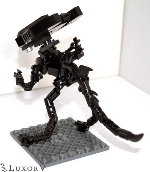 aliensqueen_004.jpg
