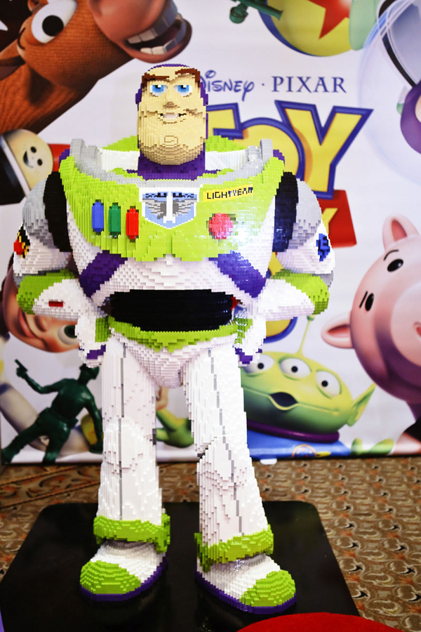buzz__scaled_600.jpg