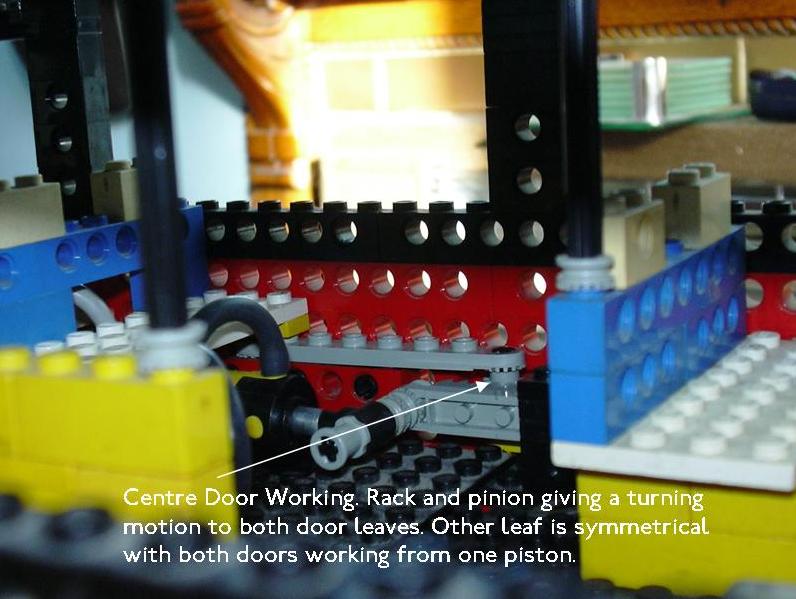 centre_door_internal_workings.jpg