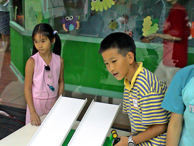 040701_legojpg020.jpg
