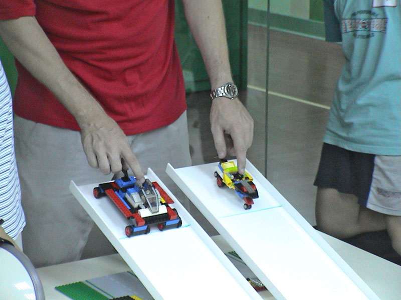 040701_legojpg104.jpg