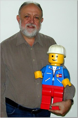 lesandlegoguy.jpg