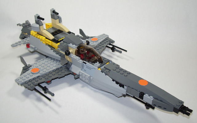 2006-03-25-lego-b-wing-alternate_044.jpg