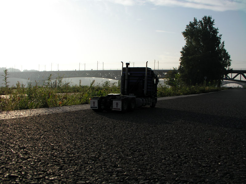 kenworth_k100_aerodyne_refer_trailer_31.jpg