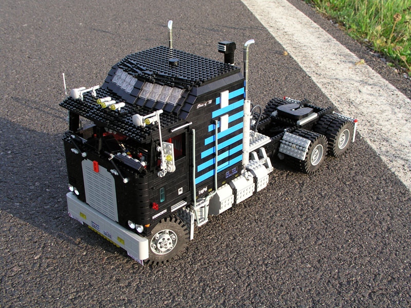 kenworth_k100_aerodyne_refer_trailer_34.jpg