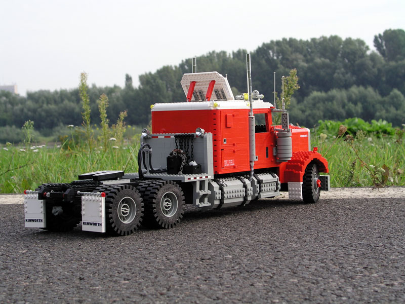 kenworth_w900_longnose_flatbed_trailer_31.jpg