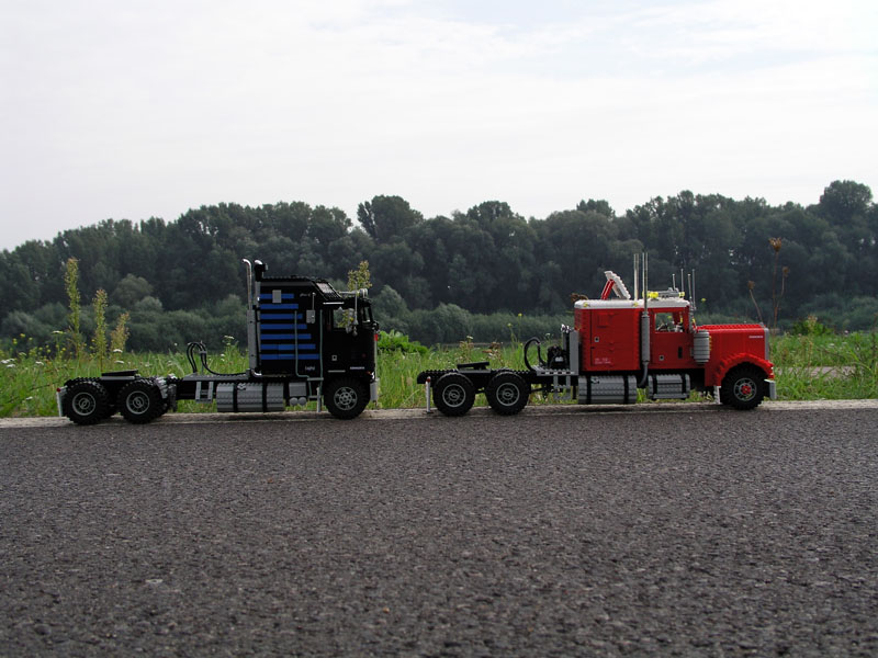 kenworth_w900_longnose_flatbed_trailer_41.jpg