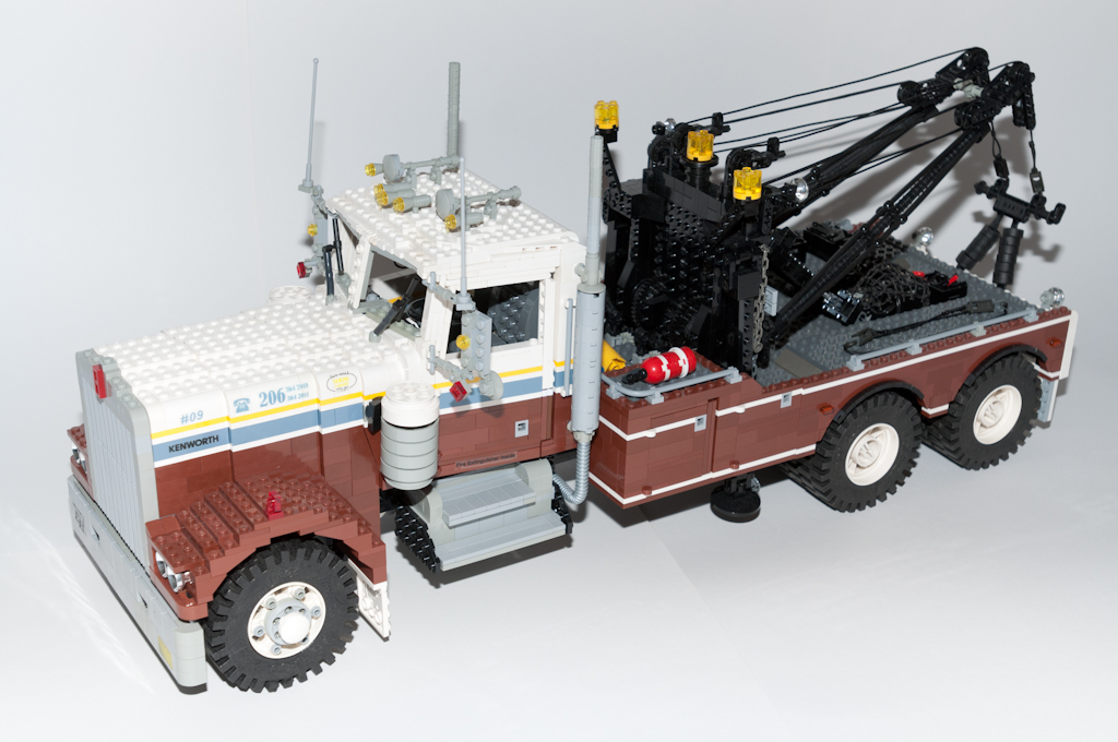 kenworth_w900_wrecker_01.jpg